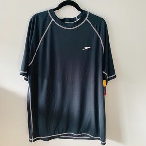 SPEEDO EASY SHORT SLEEVE SWIM SHIRT BRAND NEW!